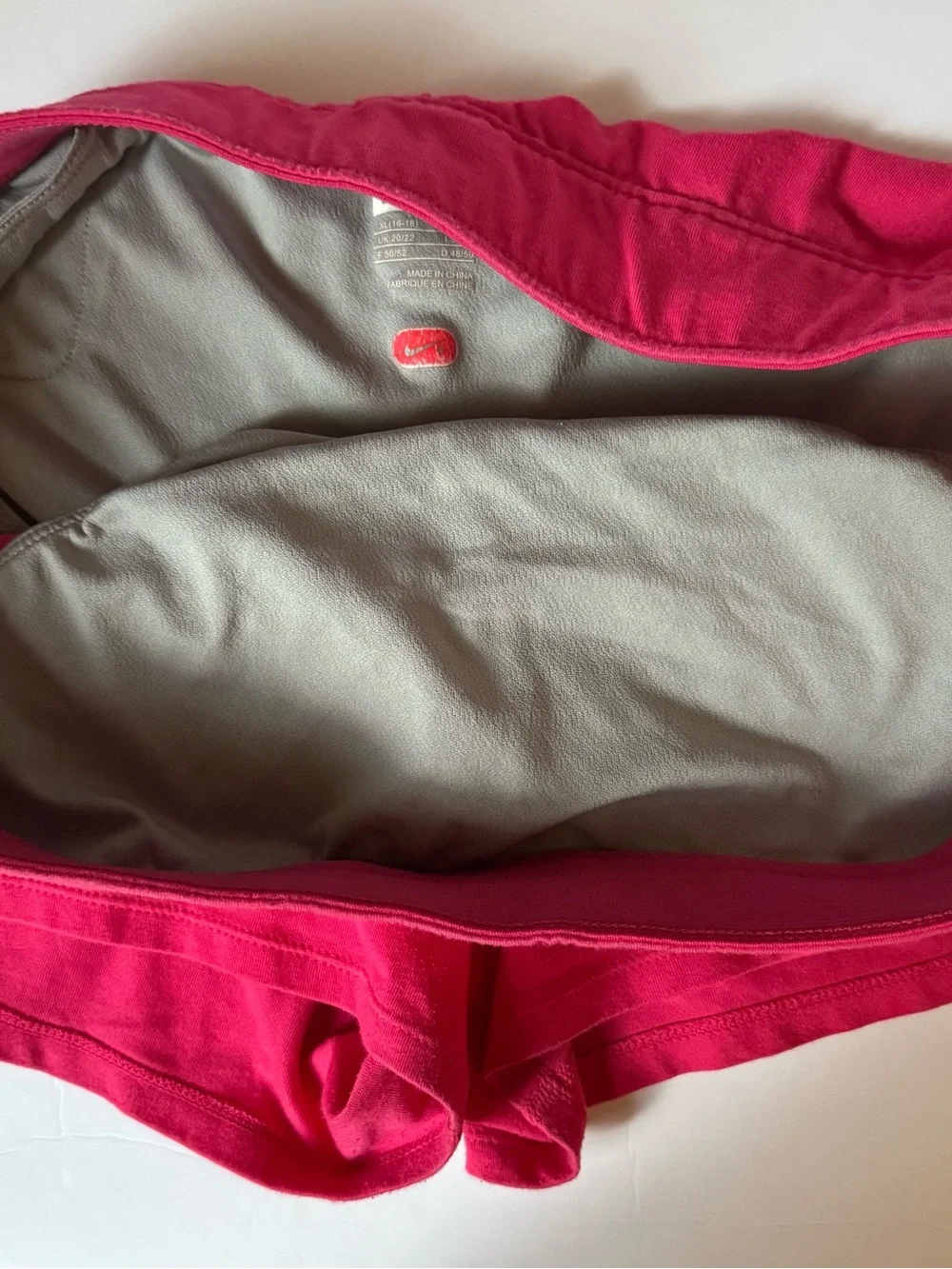 Nike Size XL Womens Pink Lined Drawstring Pull On Logo Athletic Sports Shorts